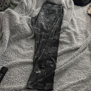 Nike Dark Camouflage Leggings